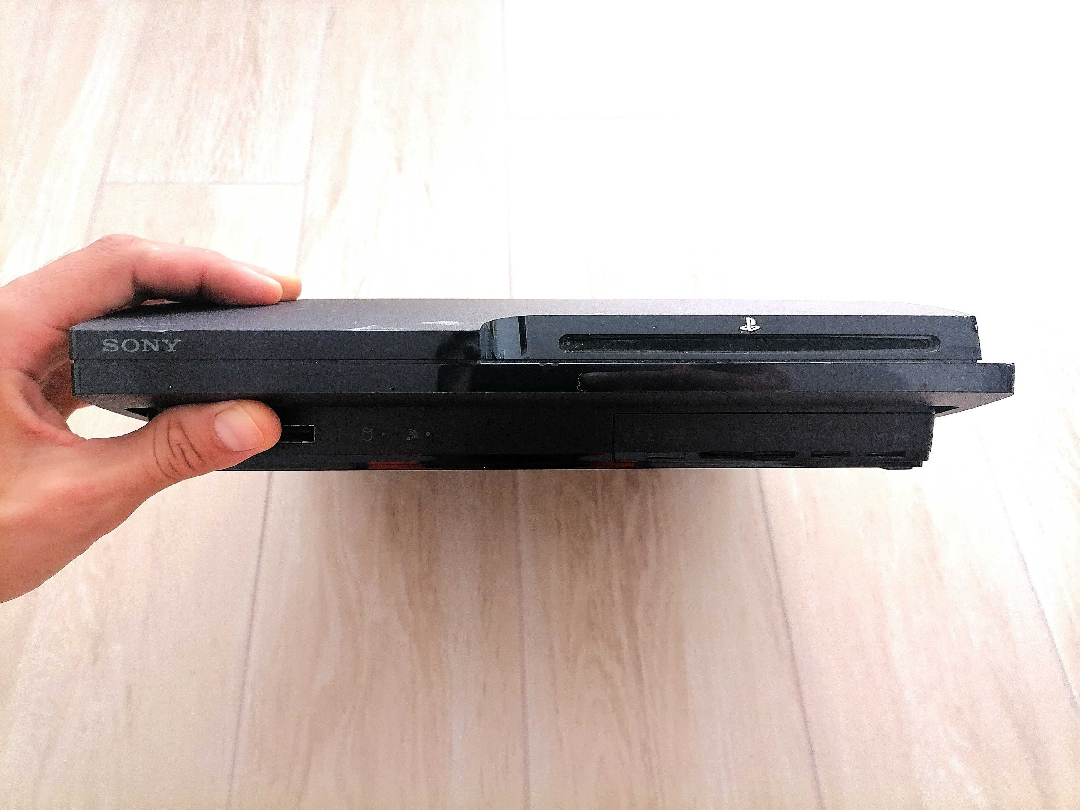 3 Броя Playstation 3 и Playstation 3 Slim  + 19 Игри