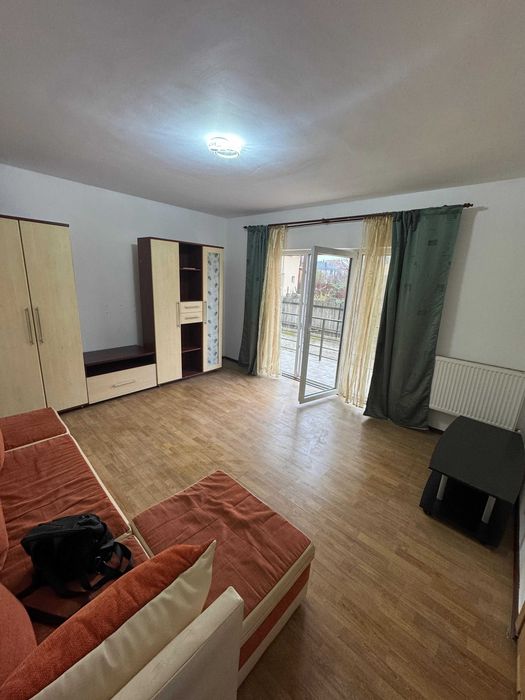 Garsonieră de vânzare