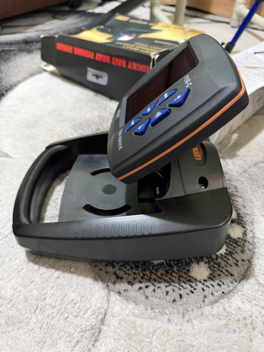 Лодка за Захранка Bootman със сонар Lucky FF918-c