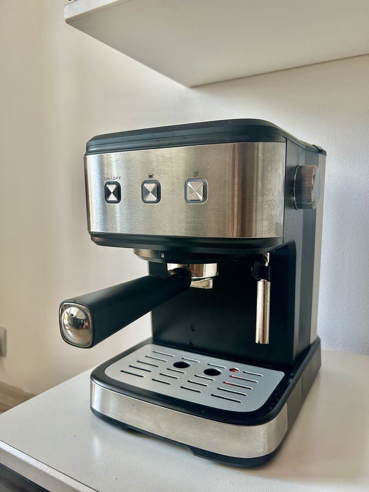 Кафе машина Gorenje