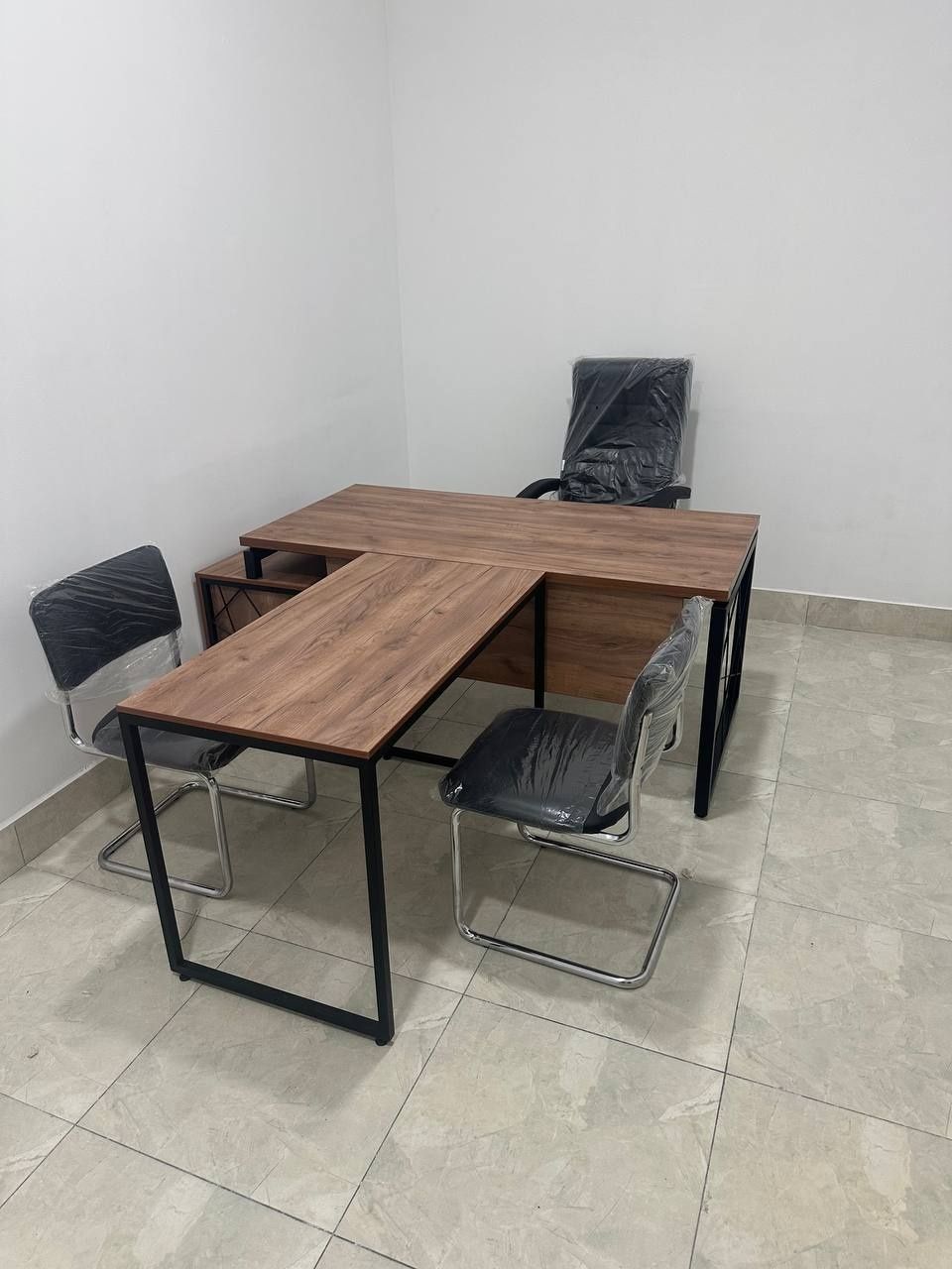Стол руководителя Rahbar stoli