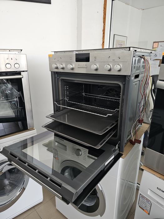 Комплект фурна и плот за вграждане Siemens