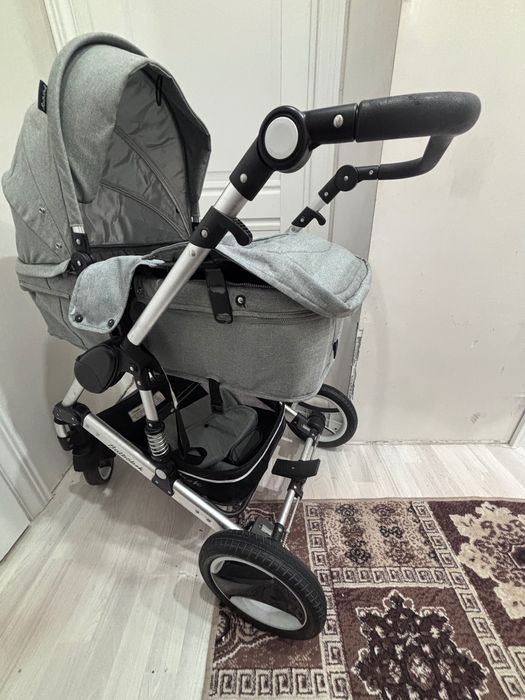 продам детскую коляску