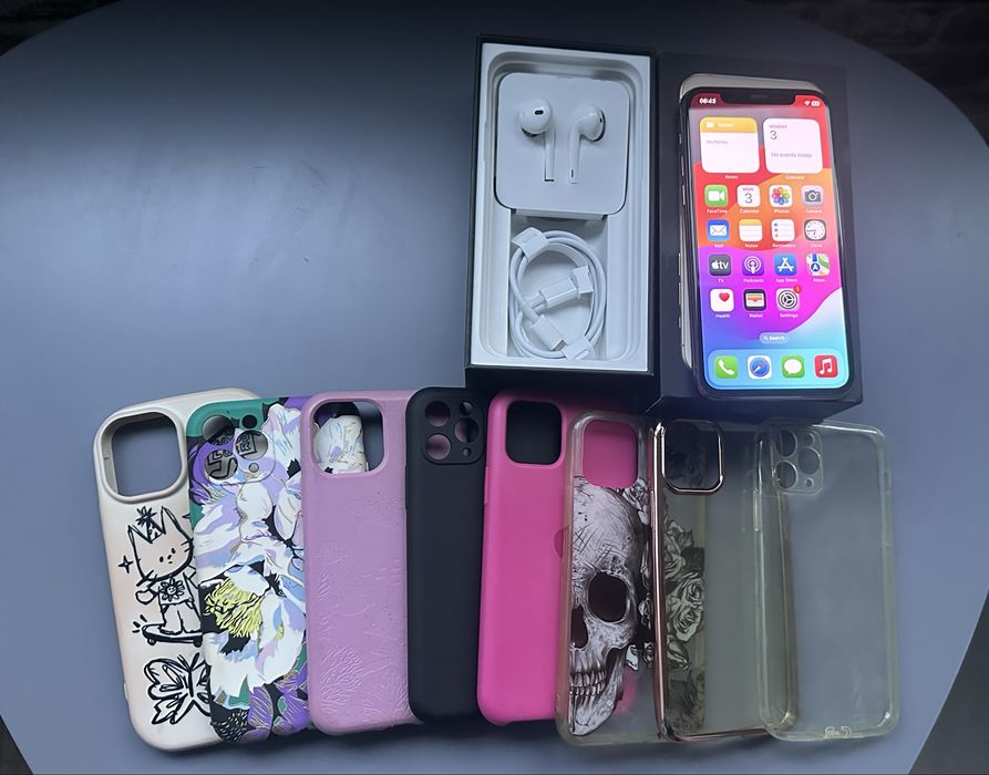 Bundle Iphone 11 pro , rose gold