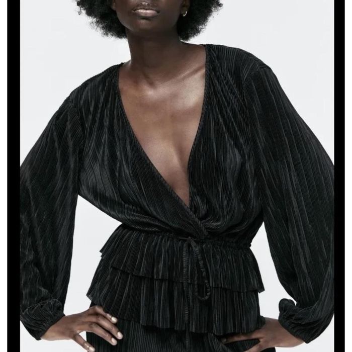 Елегантна блуза ZARA