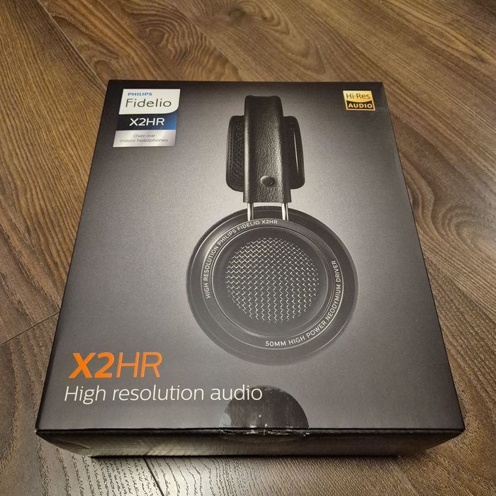 Нови слушалки Philips Fidelio X2HR