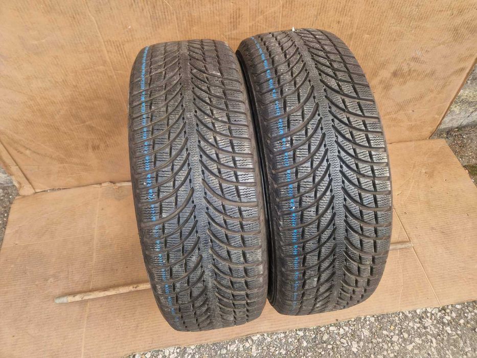 2 Michelin R17 235/65
Зимни гуми 
DOT3217