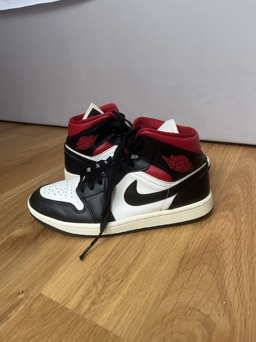 Jordan 1 mid gym red оригинални