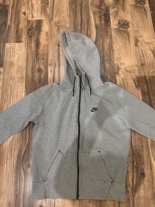 Оригинален Nike tech fleece