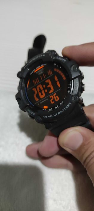 Часы Casio обеих часов 10 тысч
