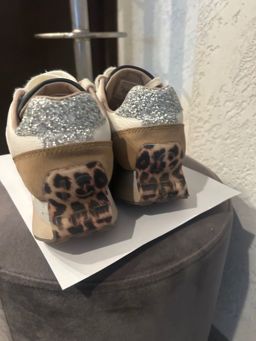 Маратонки- с тигров принт