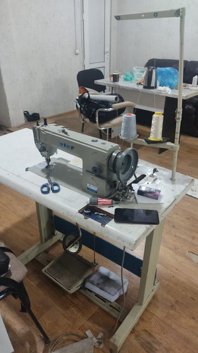 Швейная машина в хорошем состоянии