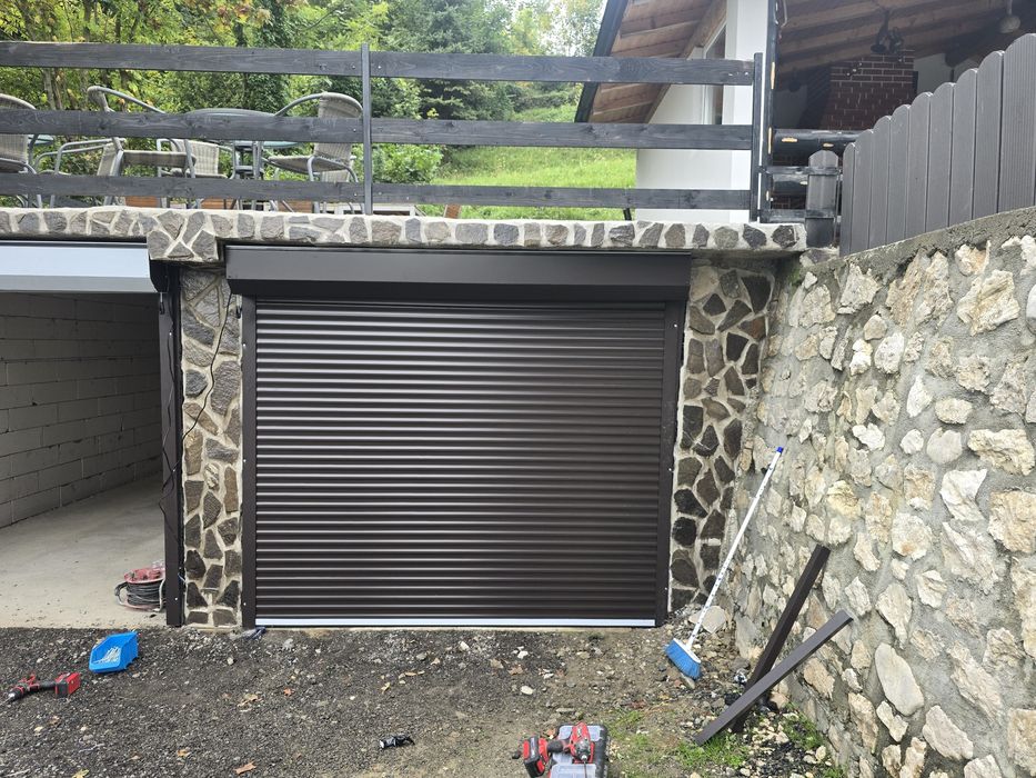 Usi GARAJ aluminiu tip rulou