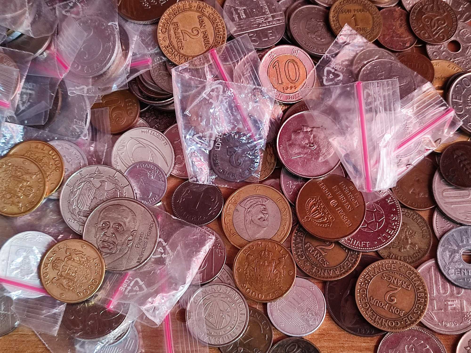 10 Kilograme monede-Romania si Straine-stare f. buna!