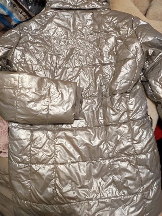 Момичешко сребристо яке