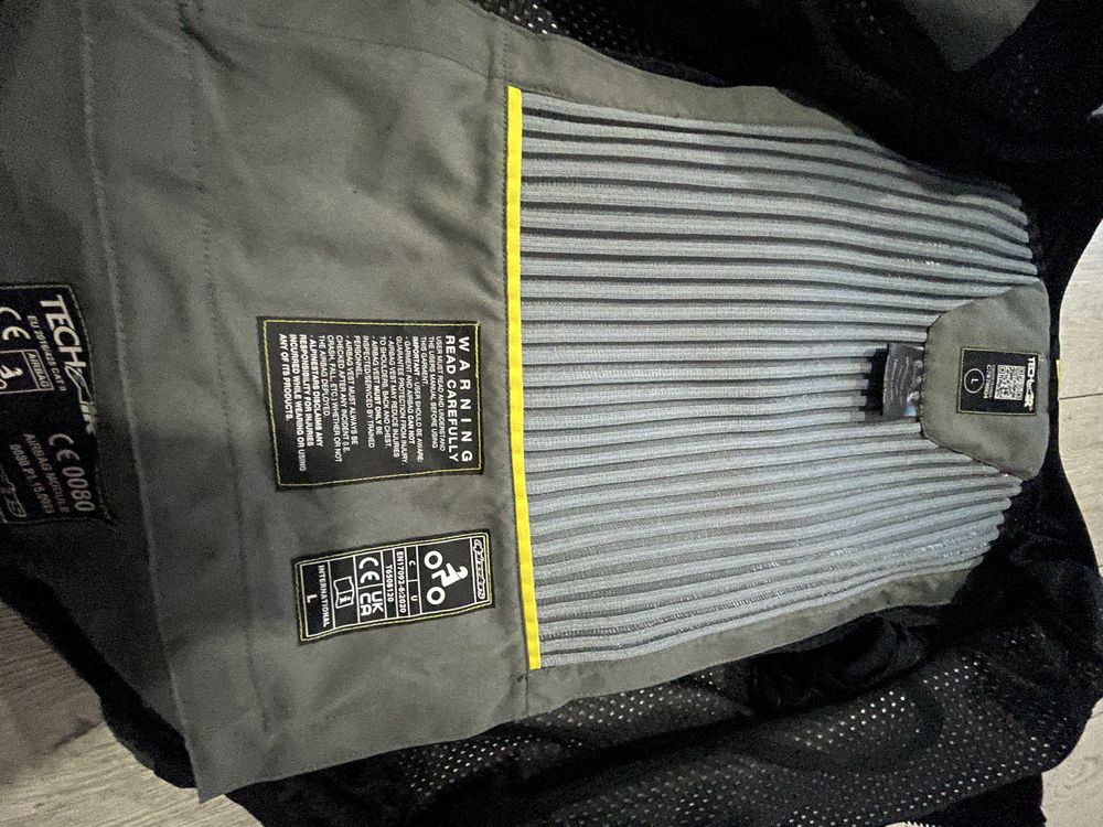 Продавам въздушна възглавница air bag за мотор