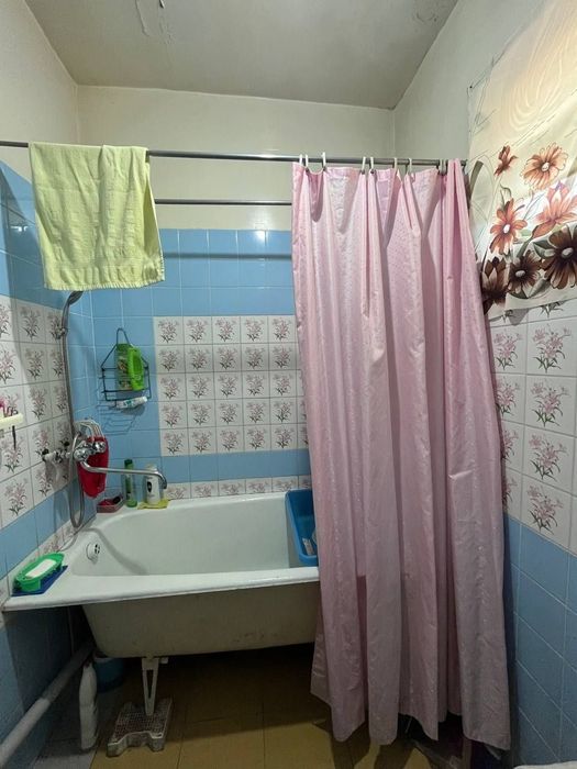 Продажа Чиланзар 19 квартал 3/4/4 Кирпич 77 серия