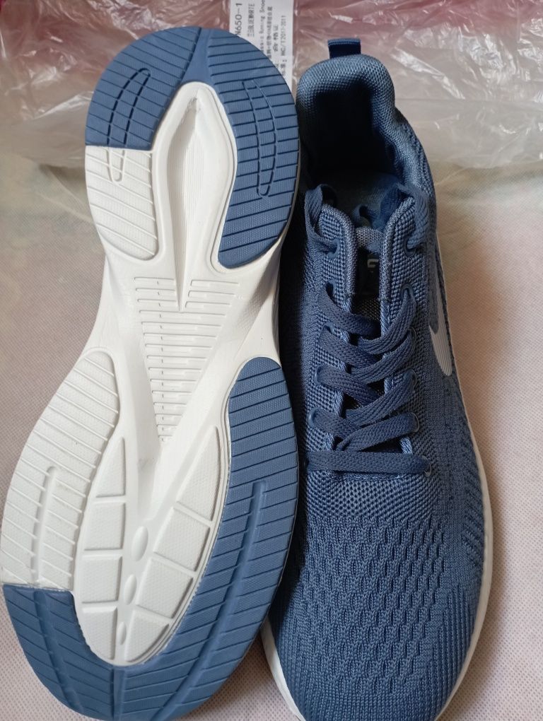 Великан Nike красовка скичерс оригинал 47, 48 размер