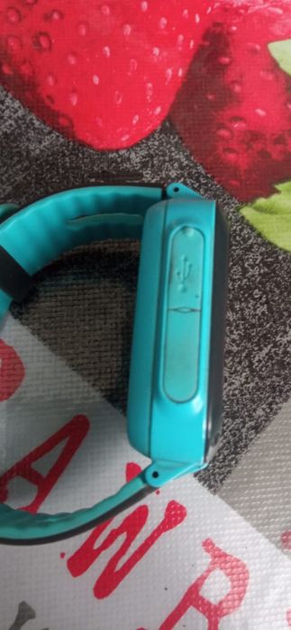 Продаю часы детские