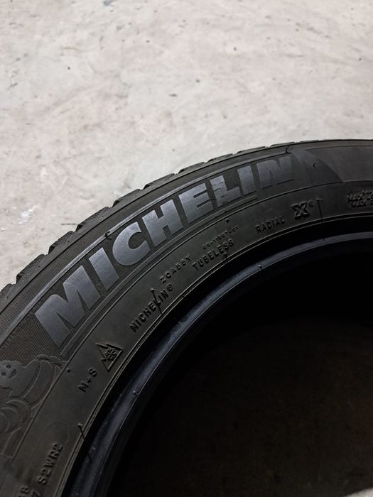 2 anvelope iarnă 235 55 r19 Michelin