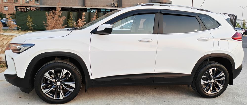 Срочно сотилади. Трекер 2. Краска тоза. Узимни машинам.  Премьер 2023