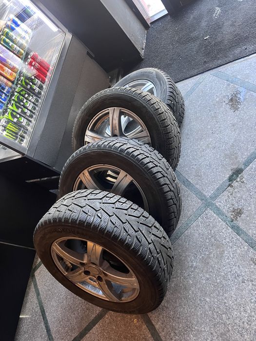 Шина с дискими