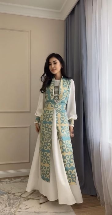 Платье в национальном стиле