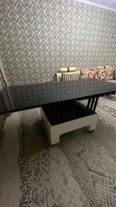 Стол трансформер черный глянец