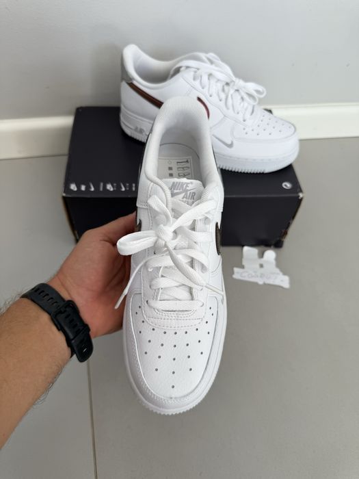 Nike Air Force 1 Low Picante Red