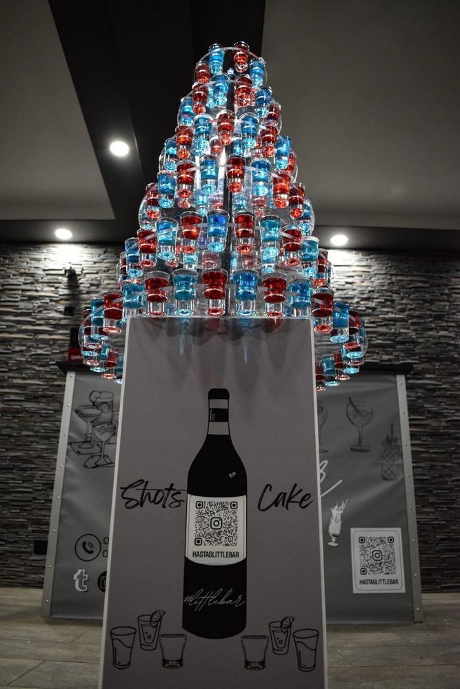 Bar cocktail / decoratiuni / panouri foto / tort shoturi