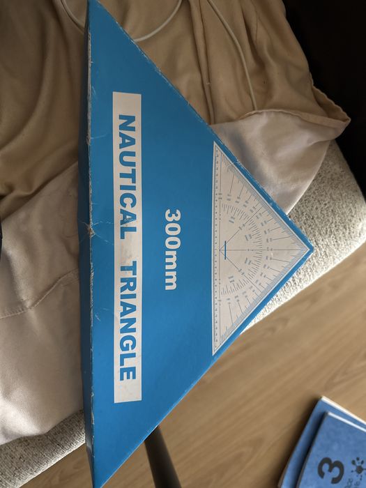 Учебници за ВВМУ Н.Й.Вапцаров, морски английски, GMDSS, алманаси.