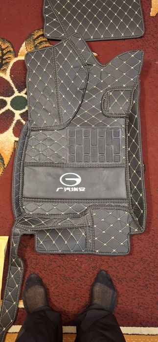 Продам родные полики автомобиля GAC AION V 2024 поликлари сотилади