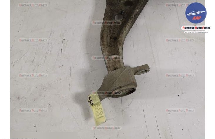 Оригинален десен преден носач за Мерцедес-Бенц М-Клас / Mercedes-Benz