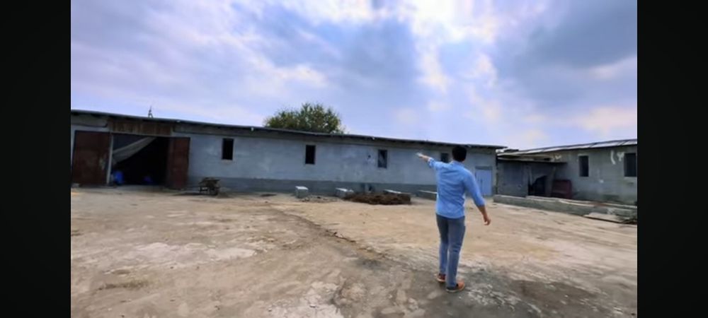 Жомбой туманида бино сотилади 53 сот темир йул бор