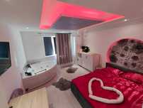 Luna Room regim hotelier jacuzzi