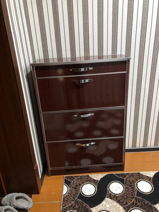 Шкаф для обуви коричневый