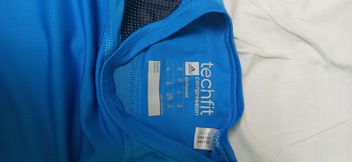 Супер цена!!!Дамска спортна блуза марка Adidas, 25 лв.