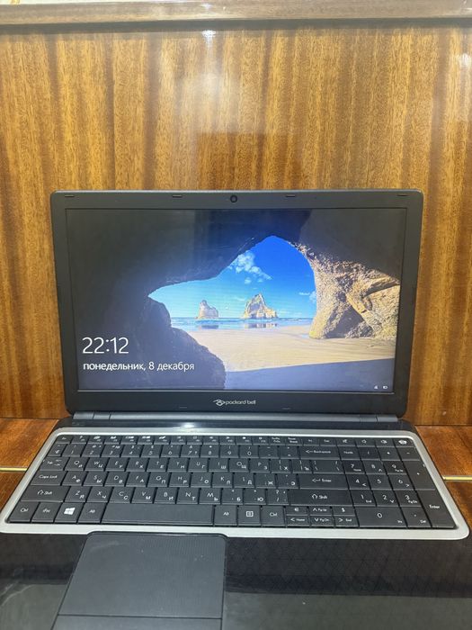 Продаю ноутбук диогональ 15,6"