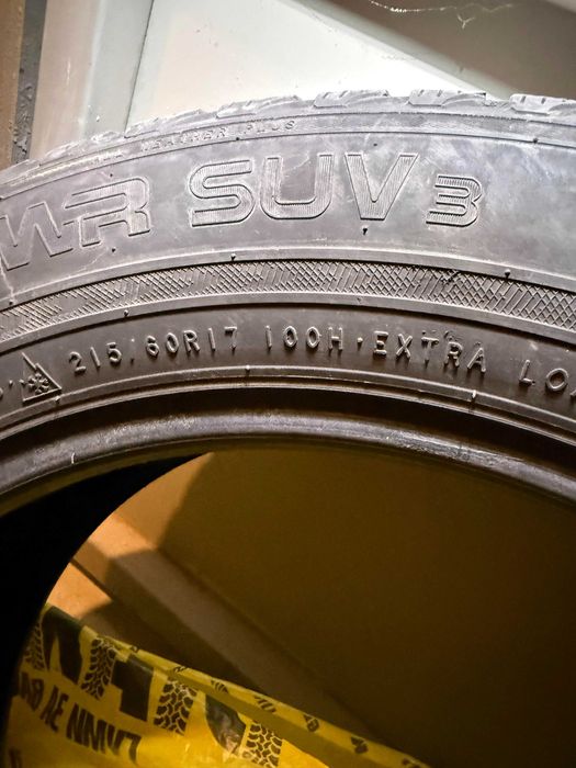 Гуми зимни 215/60/17