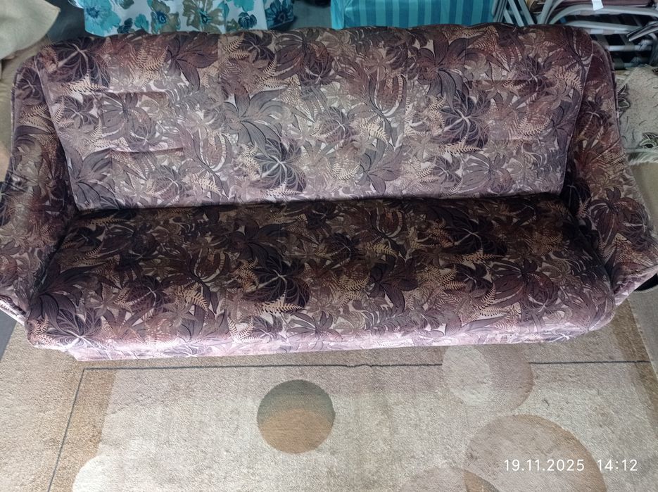 Vând canapea extensibila 226x125 ,utilizată puțin 280 ron