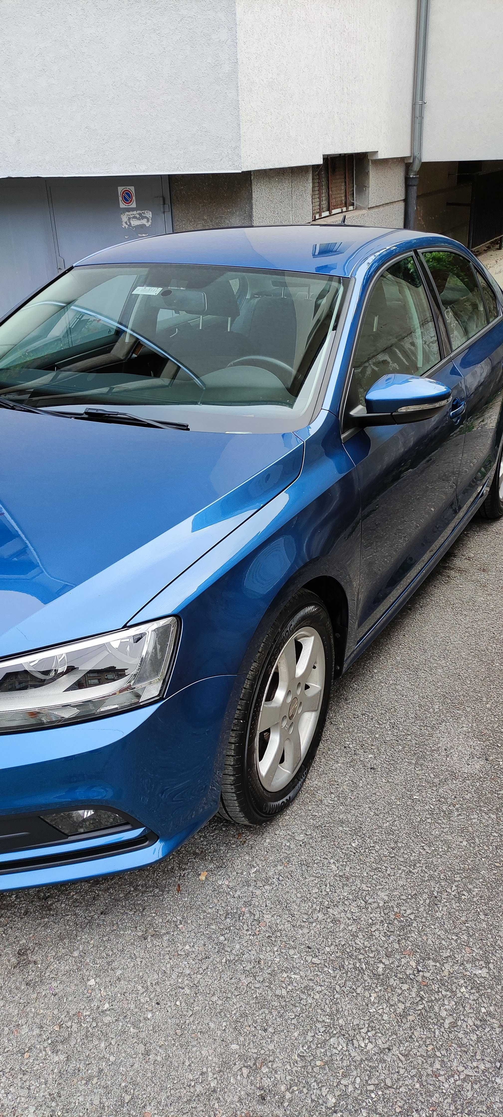 VW Jetta 2016 2.0 TDI Bluemotion