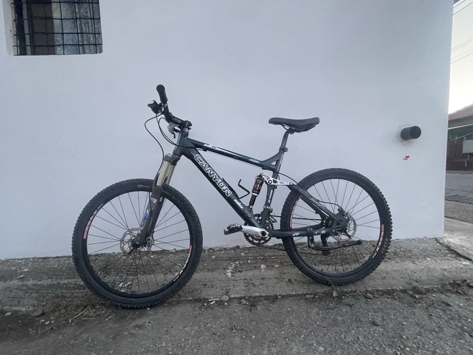 Canyon rock FS30