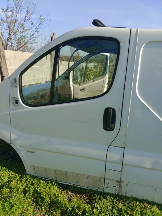 Врати за Опел Виваро