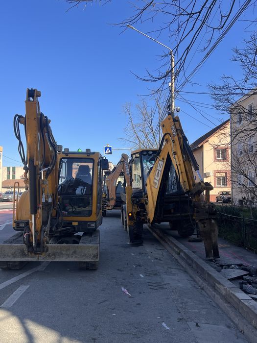 Inchiriez si prestez servicii cu buldoexcavator Jcb 3CX 2019 !