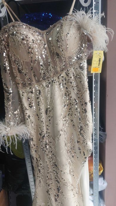 Рокля косовски модел