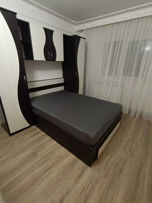 Inchiriez apart 2 camere ,P,cu gradina,50mp, in Alexandru-ap de Gara