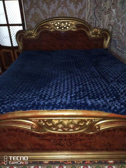 Спальный гарнитура.