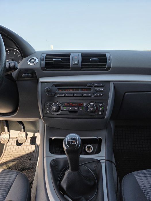 BMW 116i E87 an 2006