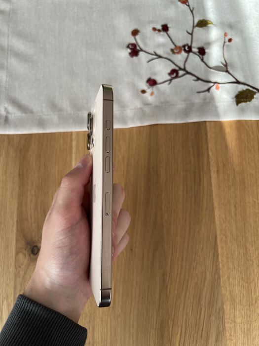 IPhone 16 Pro Max 512GB 100% капацитет на бетарията с гаранция 1г.