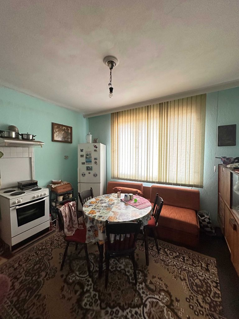 Продава се Къща в Пловдив, Прослав - 553 кв.м за 498 €/кв.м - Снимка #10